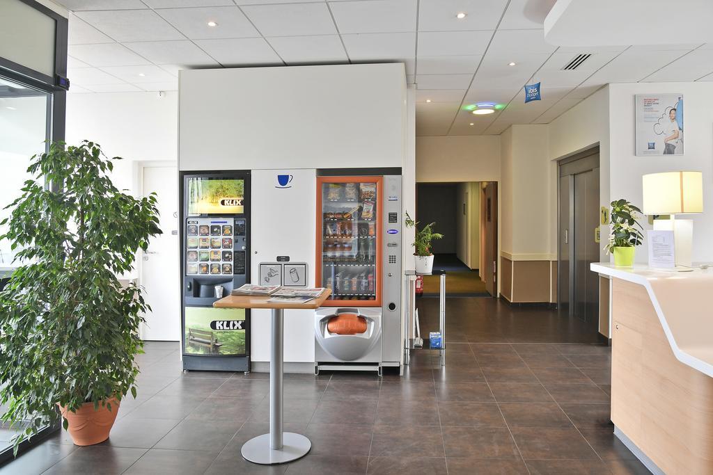Ibis Budget Saint-Quentin Centre Gare Dış mekan fotoğraf